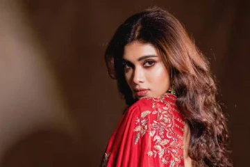 வீர தீர சூரன் படத்தால் அடித்த ஜாக்பாட்.. பிரபல நடிகருடன் இணையும் துஷாரா விஜயன்