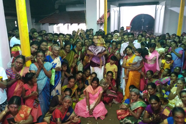 இலங்கையின் சின்னக்கதிர்காமம் எனப்போற்றப்படும் மண்டூர் கந்தசுவாமி ஆலயத்தின் வருடாந்த மஹோற்சவம் (Photos) | Mandur Kandaswamy Temple Chinnakadiragamam