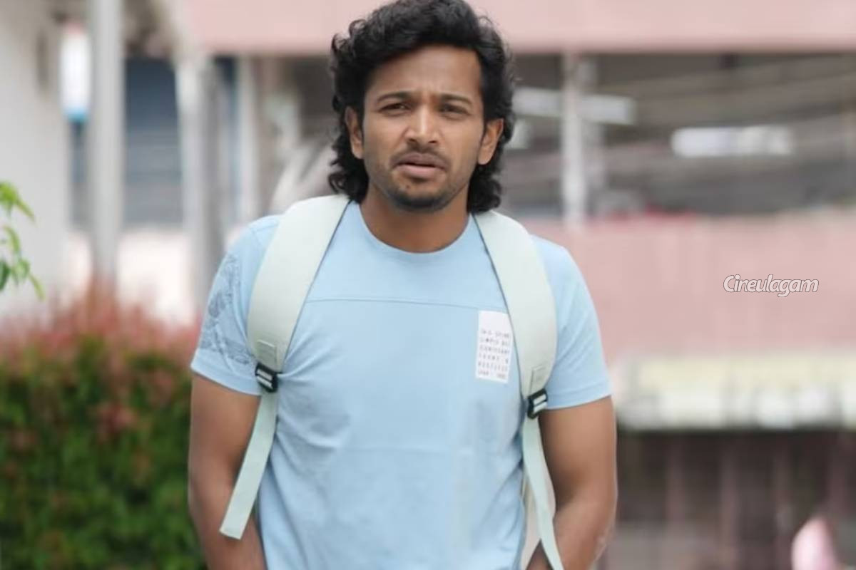 குடும்பத்துடன் சென்று புதிய கார் வாங்கியுள்ள பேசில் ஜோசப்... புகைப்படம் இதோ | Popular Actor Basil Joseph Buys New Car