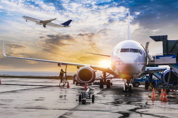 இலங்கையிலிருந்து தப்பிச் செல்ல தயாராகும் அரசியல்வாதிகள்! - ஐபிசி தமிழ்