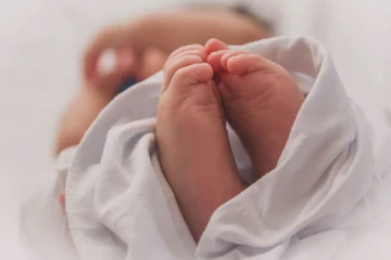 வவுனியா வைத்தியசாலையில் இறந்த சிசு! திடீர் முற்றுகை பிரிவினர் விசாரணை