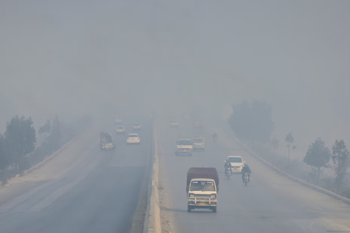 உலகின் மிகவும் மாசுபட்ட நாடு.., எது தெரியுமா? | Pakistan Ranked Worlds Most Polluted Country