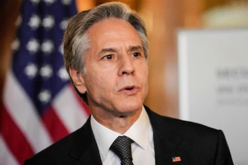 அமெரிக்கா மீது பறந்த உளவு பலூன்..திடீர் முடிவெடுத்த வெளியுறவு அமைச்சர்