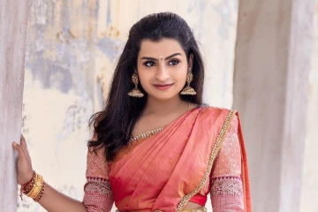 சிவாங்கிக்கு என்ன ஆனது.. எழ கூட முடியாமல் படுத்த படுக்கையாக இருக்கிறாரா?