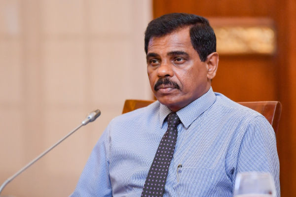 கள்வர்கள் கூட்டிணைவு! கைது செய்வது இலகு என்கிறார் நளின் ஹேவகே | Sri Lanka Political Crisis Sri Lanka