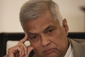 நூலிழையில் தொங்கும் ரணில் அரசின் பெரும்பான்மை