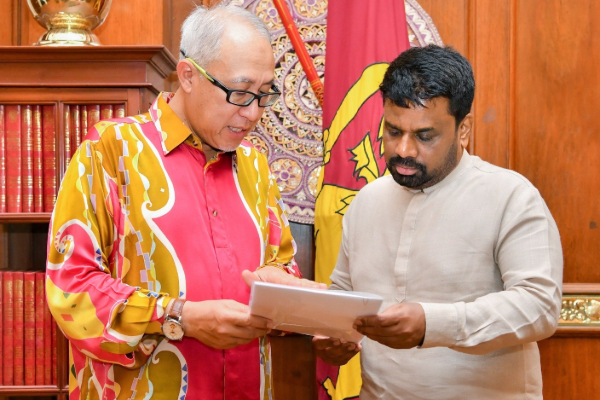 பல நாட்டு பிரமுகர்களை சந்தித்த ஜனாதிபதி அநுர | President Anura Met Abroad Officials