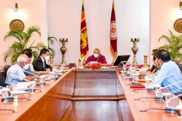 ජනාධිපති ලේකම් කාර්යාලයෙන් ඉවත් වෙයි.. ජනාධිපති මන්දිරයට යයි.. සාකච්චා වට කිහිපයක්… ඉදිරියේදි වෙනදේ