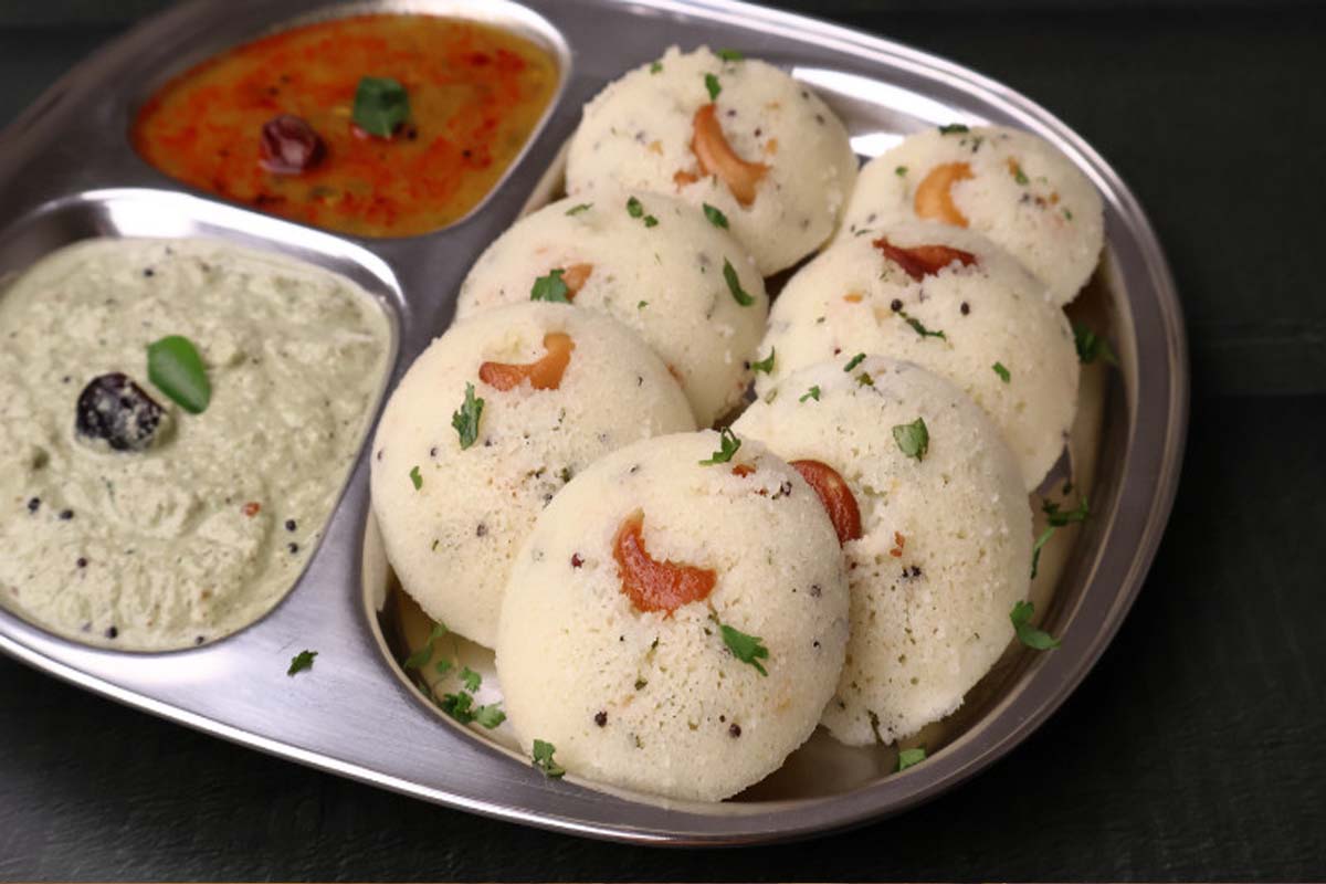 காலை உணவிற்கு ஆரோக்கியம் நிறைந்த சுவையான ரவா இட்லி செய்வது எப்படி.? ரெசிபி இதோ | How To Prepare Healthy Rava Idli For Breakfast காலை உணவிற்கு ஆரோக்கியம் நிறைந்த சுவையான ரவா இட்லி செய்வது எப்படி.? ரெசிபி இதோ | How To Prepare Healthy Rava Idli For Breakfast