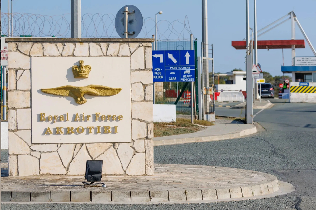 சைப்பிரஸில் உள்ள பிரித்தானிய இராணுவத் தளத்தை இலக்கு வைத்த ஈரான் | Drone Strike At Uk Base In Cyprus