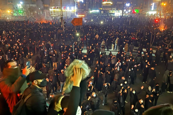 ட்ரம்ப் ஒரு கோழை ; ட்ரம்பின் மீது கடும் கோபத்தில் ஈரானியர்கள் | Iranians Angry At Trump Amid Rising Tensions