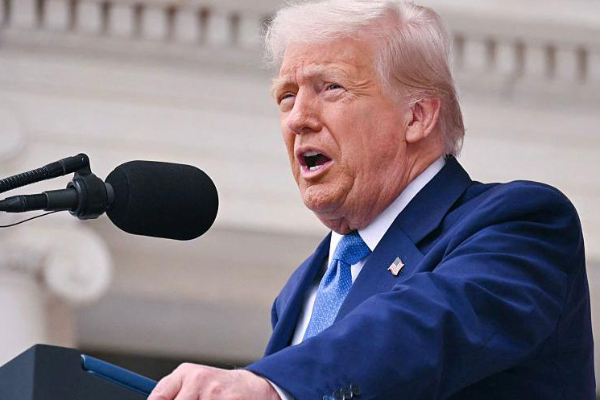 ஊக்கத்தொகை தாறோம் சென்றுவிடுங்கள்; சட்டவிரோதமாக நுழைந்த இந்தியர்களுக்கு டிரம்ப் எச்சரிக்கை | Trump Warns Indians Who Entered Illegally Us