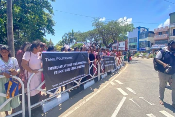 வடக்கு - கிழக்கில் தமிழ் அரசியல்வாதிகளின் செயற்பாடுகளை கண்டித்து கவனயீர்ப்பு போராட்டம்