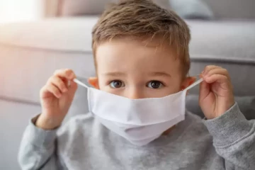 குழந்தைகளை விடாமல் துரத்தும் Omicron மாறுபாடு! மருத்துவ நிபுணர்கள் கவலை