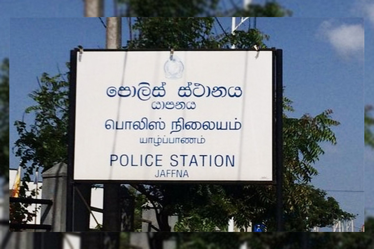 யாழ். பல்கலைக்கழக விரிவுரையாளர் மருமகனால் அடித்து கொலை! | Jaffna University Lecturer Beaten To Death