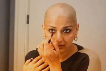 24 இன்சுக்கு உடலில் வெட்டுக்காயம் ... கேன்சரால் அவதிப்பட்ட பிரபல நடிகை