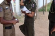 கடமையிலிருந்த பொலிஸார் மீது தாக்குதல்!