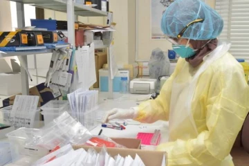 ஓமன் நாட்டுக்கு வந்த இந்திய பயணிகள் 7 பேருக்கு கொரோனா தொற்று!