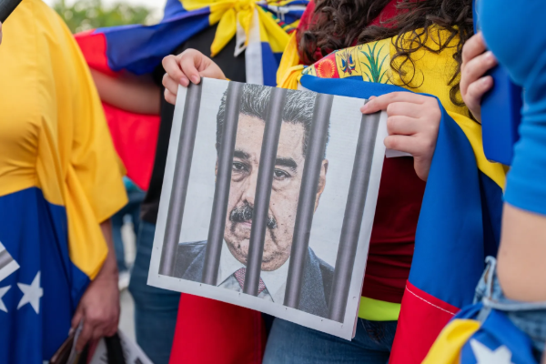 ட்ரம்பிற்கு கொலம்பியாவின் பகிரங்க எச்சரிக்கை...! முறியும் இராஜதந்திர உறவுகள் | Colombia President Petro Warns Trump I Will Arm