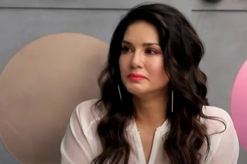 சினிமாவில் நடிச்சா கொலை பண்ணிருவேன்னு மிரட்டுனாங்க - மனம் திறந்த சன்னி லியோன்!