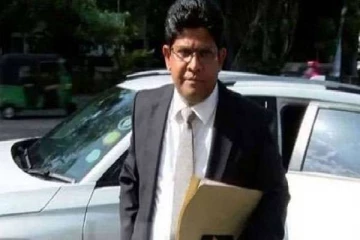 சபாநாயகருக்கு எதிராக கையூட்டல் ஒழிப்பு ஆணைக்குழுவில் சமிந்த குலரத்ன முறைப்பாடு!