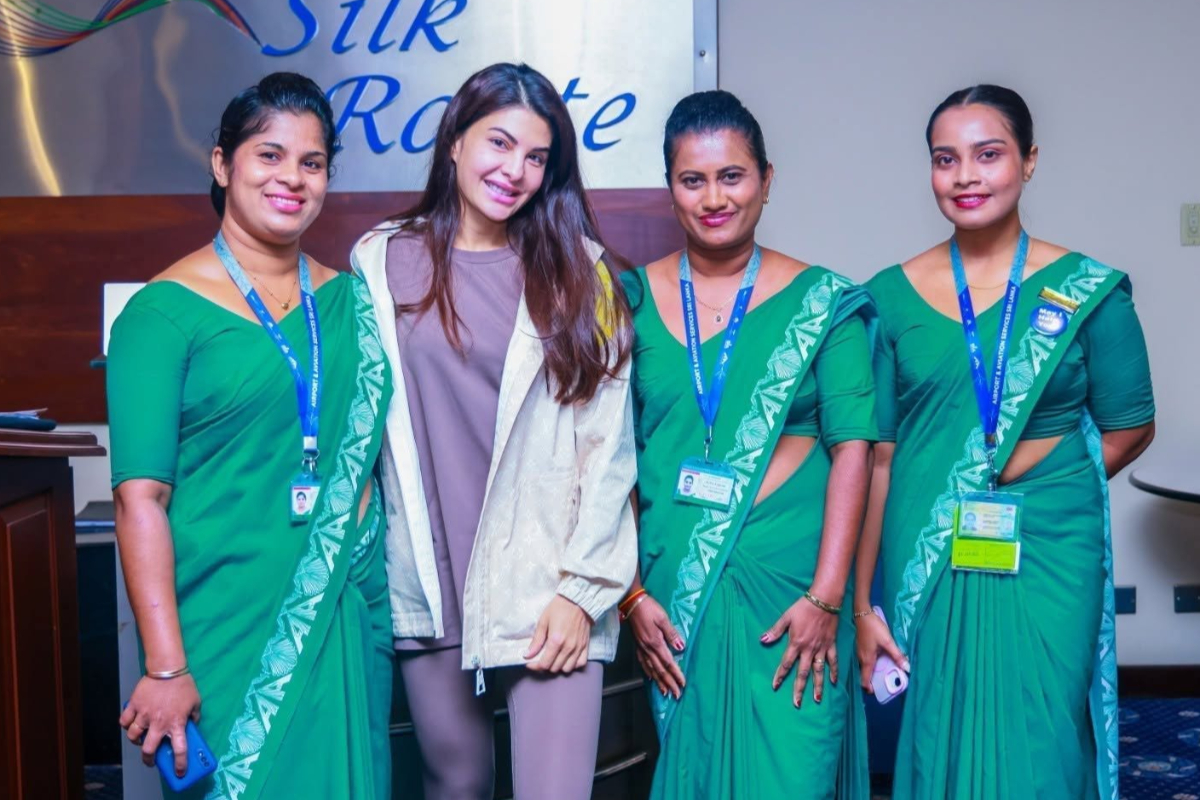 இலங்கை வந்துள்ள பாலிவுட் நட்சத்திரங்கள்; விமான நிலையத்தில் வரவேற்பு | Shilpa Shetty Jacqueline Fernandez In Sri Lanka