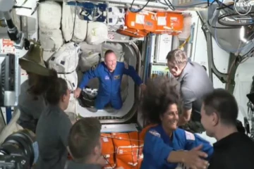 விண்வெளி மையத்திற்கு சென்ற சுனிதா வில்லியம்ஸ்... மகிழ்ச்சியில் நடனமாடும் வீடியோ வைரல்!