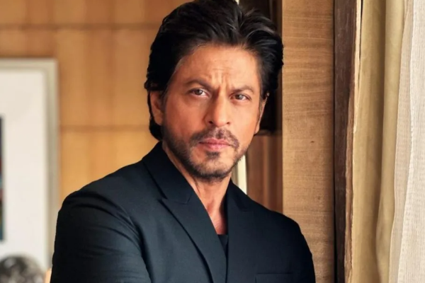 பிரபல நடிகர் செய்த செயல்.. உறைந்து போய் நின்ற மாளவிகா மோகனன்.. | Malavika Mohanan About Shah Rukh Khan பிரபல நடிகர் செய்த செயல்.. உறைந்து போய் நின்ற மாளவிகா மோகனன்.. | Malavika Mohanan About Shah Rukh Khan