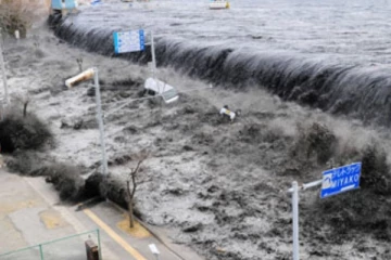 දකුණේ පාසැල් කිහිපයකට සුනාමි අනතුරු ඇඟවීමක්..ජනතාවටත් දැනුම්දීමක්..