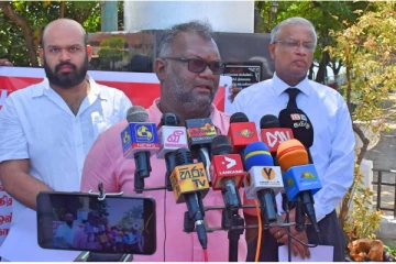 நீதி இல்லாத நாட்டில் தற்போது நிதியும் இல்லை : கோ.கருணாகரம்