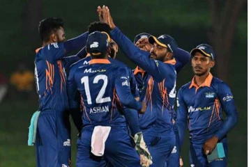 චාමික පන්දු 02කින් ජැෆ්නා කිංග්ස් කනපිට ගසයි..කවුරුත් පුදුම කරමින් සිදු වූ දේ.