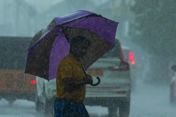 இலங்கையை அச்சுறுத்தும் மோசமான வானிலை : 22 பேர் பலி | 22 Dies Due Bad Weather In Sri Lanka இலங்கையை அச்சுறுத்தும் மோசமான வானிலை : 22 பேர் பலி | 22 Dies Due Bad Weather In Sri Lanka
