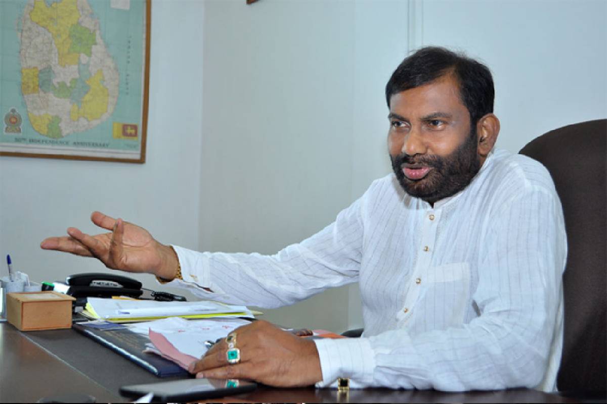 முன்னாள் அமைச்சர் தயா கமகேவின் சொத்துக்கள் மக்கள் வங்கியினால் பறிமுதல் | Daya Gamage S Assets Seized By People S Bank முன்னாள் அமைச்சர் தயா கமகேவின் சொத்துக்கள் மக்கள் வங்கியினால் பறிமுதல் | Daya Gamage S Assets Seized By People S Bank