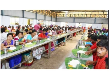 கல்யாண வீட்டில் சாப்பிட்ட 50 பேர் மருத்துவமனையில் அனுமதி - நடந்தது என்ன?