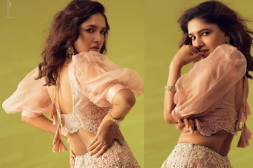 வாணி போஜனா இது? அழகிய புகைப்படங்கள்