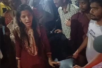 மதம் மாறி நடந்த திருமணத்தால் இளைஞர் ஆணவக்கொலை.. வாக்குமூலம் அளித்த மனைவி!