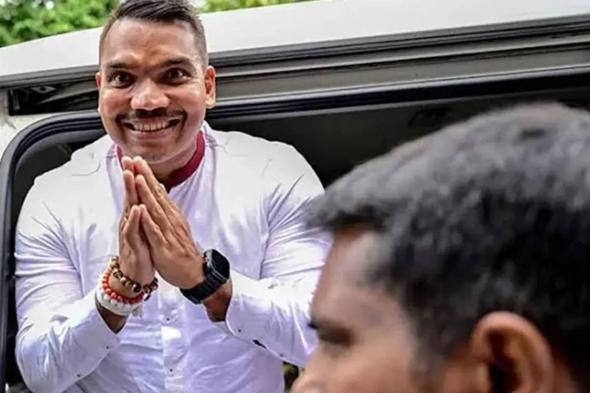 கிரிஷ் வழக்கில் நாமலின் புதிய நகர்வு..! ஆதாரங்களை நாளை சமர்ப்பிக்க நீதிமன்றம் உத்தரவு | Evidence Regarding Namal S Bail Application கிரிஷ் வழக்கில் நாமலின் புதிய நகர்வு..! ஆதாரங்களை நாளை சமர்ப்பிக்க நீதிமன்றம் உத்தரவு | Evidence Regarding Namal S Bail Application