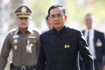 மாஸ்க் போடாத பிரதமருக்கு அபராதம்!