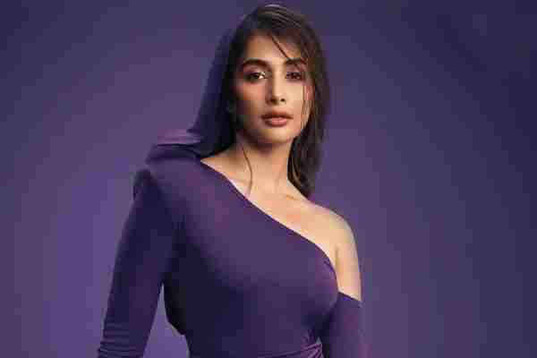 எல்லா படமும் அட்டர் பிளாப்... ஆனா சம்பளம் மட்டும் பல கோடி, மவுசு குறையாத நடிகை | Actress Pooja Hedge Renumeration For New Movie எல்லா படமும் அட்டர் பிளாப்... ஆனா சம்பளம் மட்டும் பல கோடி, மவுசு குறையாத நடிகை | Actress Pooja Hedge Renumeration For New Movie