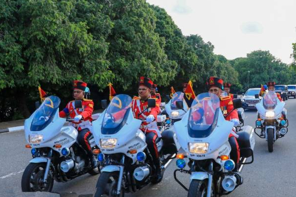 ஜனாதிபதி ரணில் தலைமையில் இடம்பெற்ற தேசிய இராணுவ வீரர்கள் நினைவு தின நிகழ்வு | National Army Veterans Memorial Day Event Ranil