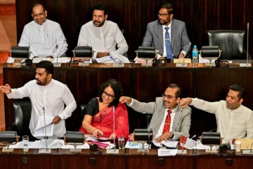 திறமையற்ற அரசை மக்களே விரட்டியடிப்பார்கள்! ஆளுந்தரப்புக்குச் சஜித் அணி பதிலடி