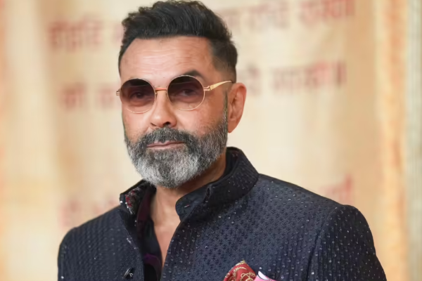 ஜனநாயகன் பட வில்லன் பாபி தியோல் சொத்து மதிப்பு எவ்வளவு தெரியுமா? இதோ முழு விவரம் | Bobby Deoal Net Worth