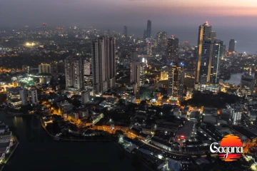 කවුද දෙයියනේ හිතුවේ කුණු බැනුම් අහන කොළඹට මෙහෙම සීදේවි කමෙන්ට් එකක් වැටෙයි කියලා, පිස්සු හැදෙයි