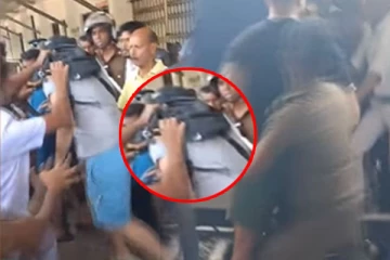 தொடருந்தில் பயணித்த இரு வெளிநாட்டவர்கள் மீது தாக்குதல்