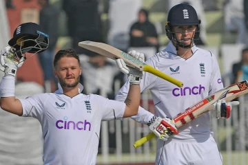 84 ஆண்டுகால சாதனையை முறியடித்த கூட்டணி! முதல் சர்வதேச சதம் விளாசிய வீரர்