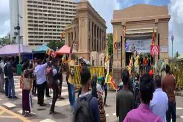 50வது நாளில் கால்பதிக்கும் “கோட்டா கோ ஹோம்” போராட்ட பூமி (Video)