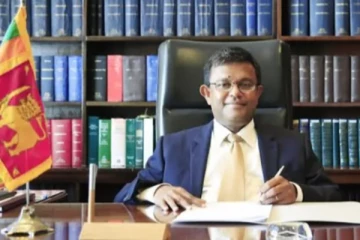 அரசியலமைப்பு பேரவையின் செயலாளர் இராஜினாமா