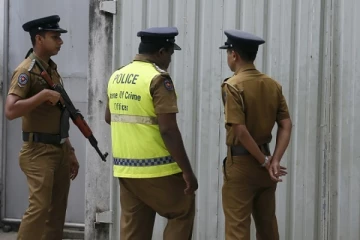 வவுனியாவில் இடம்பெற்ற துப்பாக்கிச்சூடு சம்பவத்தில் பெண் பலி - இளைஞன் தற்கொலை