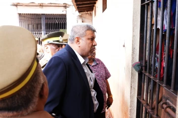 මරණ දඬුවම සහ ජීවිතාන්තය දක්වා සිර දඬුවම් නියමව සිටින සිරකරුවන්ට නිදහස.. කමිටු වාර්තාව ගැන අධිකරණ ඇමතිගෙන් ප්‍රකාශයක්