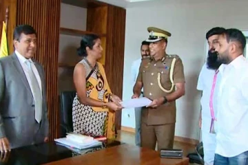 රන්ජන් නිදහස් කිරීමේ ලිපිය බන්ධනාගාරයට - එම අවස්ථාවේ දර්ශන මෙන්න (VIDEO)